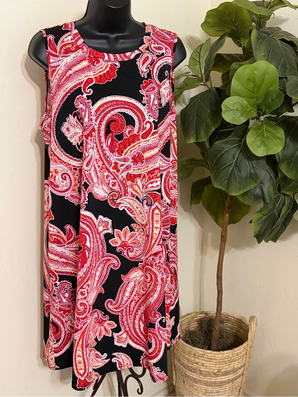 Apt. 9 Black Shift Dress with Red & Pink Paisley